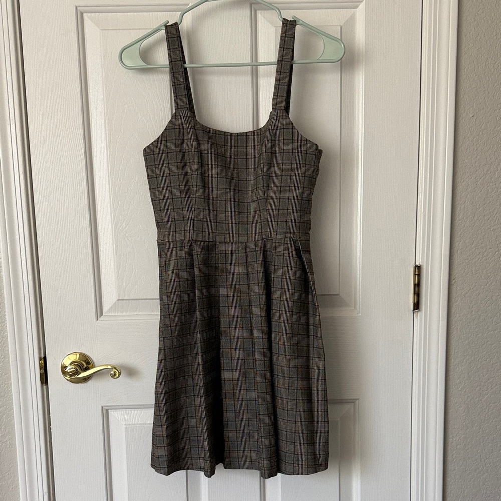 Plaid Sleeveless Dress (M)